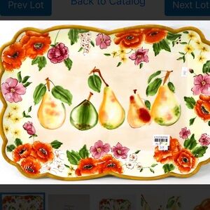 Absolutely stunning Floral and Pear Decorative plate. Gorgeous colors